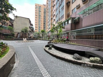 國泰新泰華城待售房屋