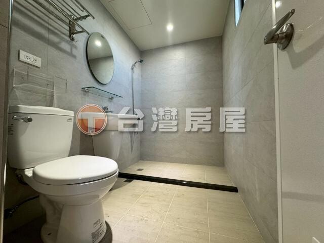 樂屋_台南市中西區皇龍新世界/武聖大樓待售房屋 台南市中西區皇龍新世界/武聖大樓待售房屋