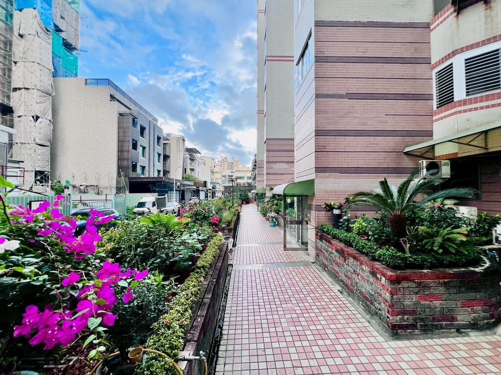 樂屋_高雄市左營區維多利亞鎮大樓待售房屋 高雄市左營區維多利亞鎮大樓待售房屋