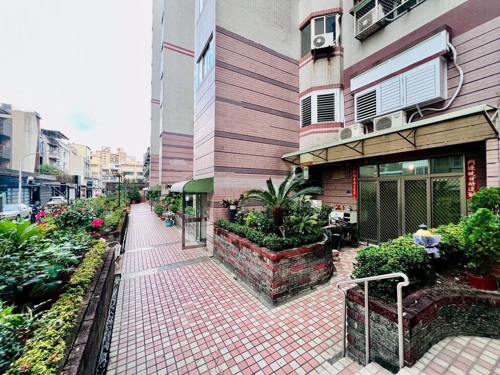 樂屋_高雄市左營區維多利亞鎮大樓待售房屋 高雄市左營區維多利亞鎮大樓待售房屋