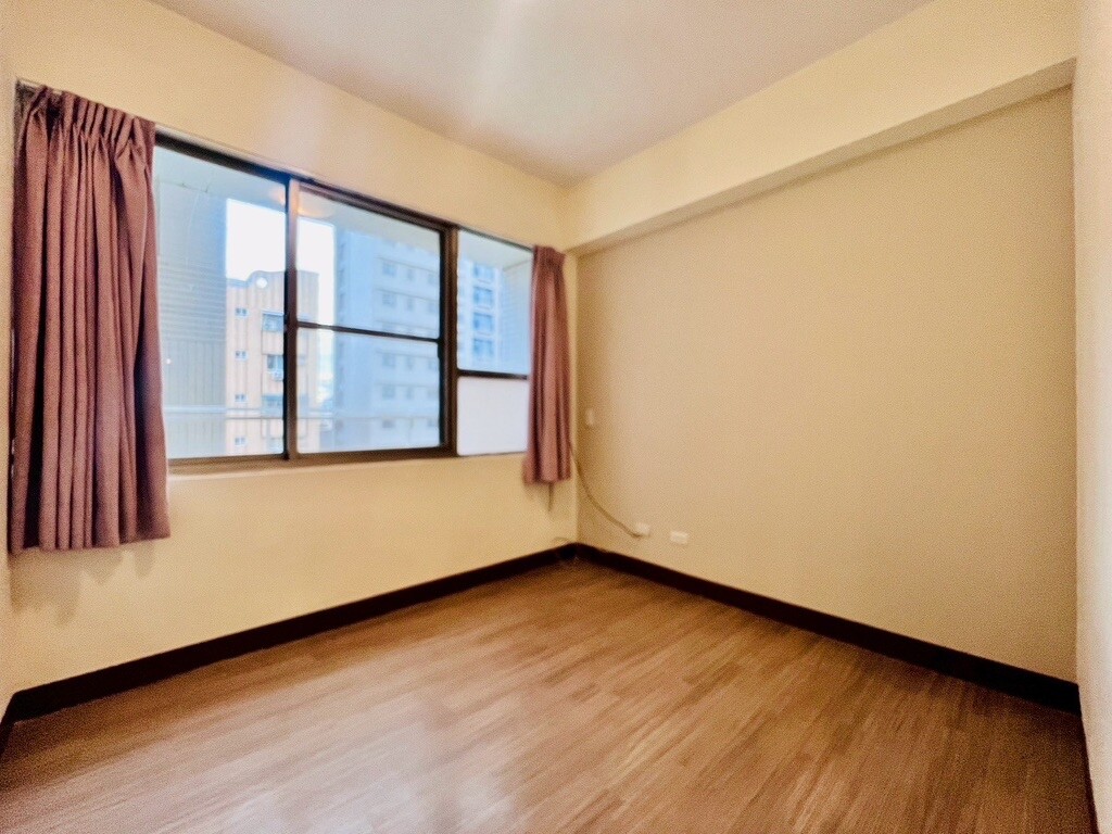 樂屋_高雄市左營區維多利亞鎮大樓待售房屋 高雄市左營區維多利亞鎮大樓待售房屋
