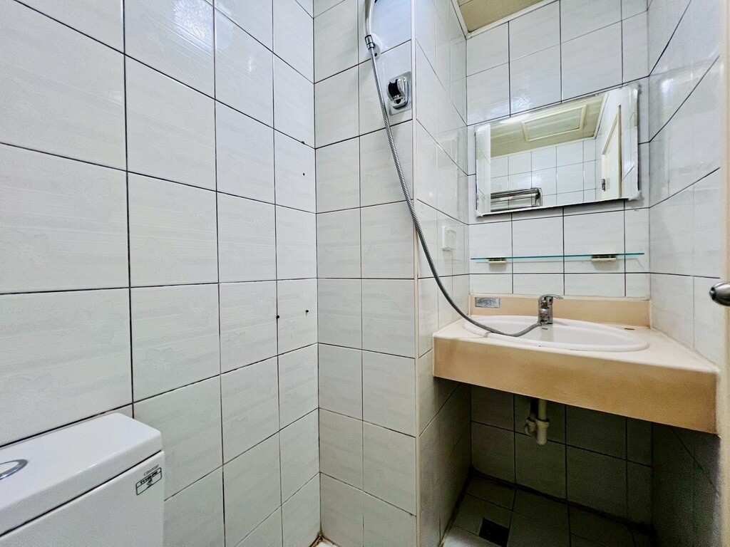 樂屋_高雄市左營區維多利亞鎮大樓待售房屋 高雄市左營區維多利亞鎮大樓待售房屋