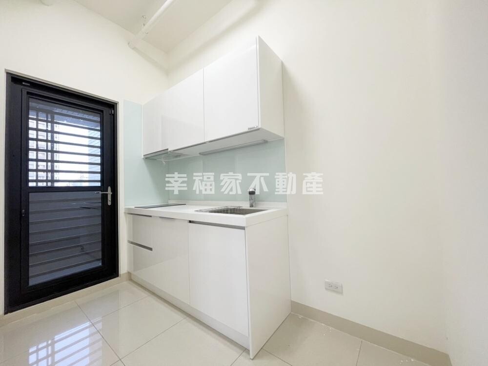 樂屋_台南市安平區龍騰市政大道/第五大道待售房屋 台南市安平區龍騰市政大道/第五大道待售房屋