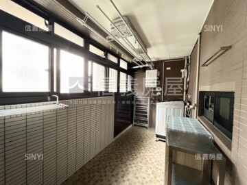 瓏山林國際館藝術館待售房屋
