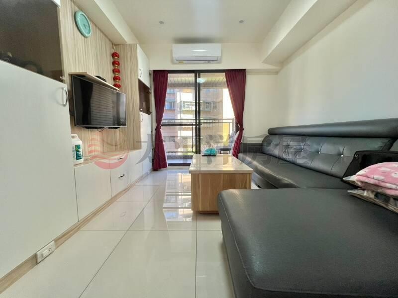 五股買房賣屋稀有逸居美裝潢邊間三房車