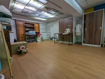 東方文華待售房屋