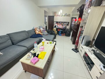 高誠森仰待售房屋