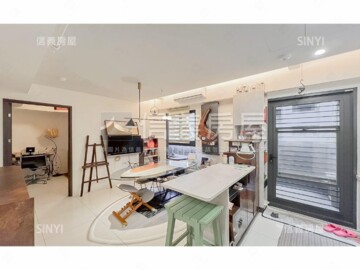 達麗居山待售房屋