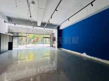 台北大學門口店王/賺錢金店面 - Image 1