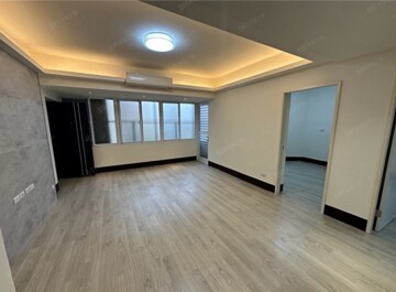 吉屋出租～四房兩廳三衛一陽 - Image 1