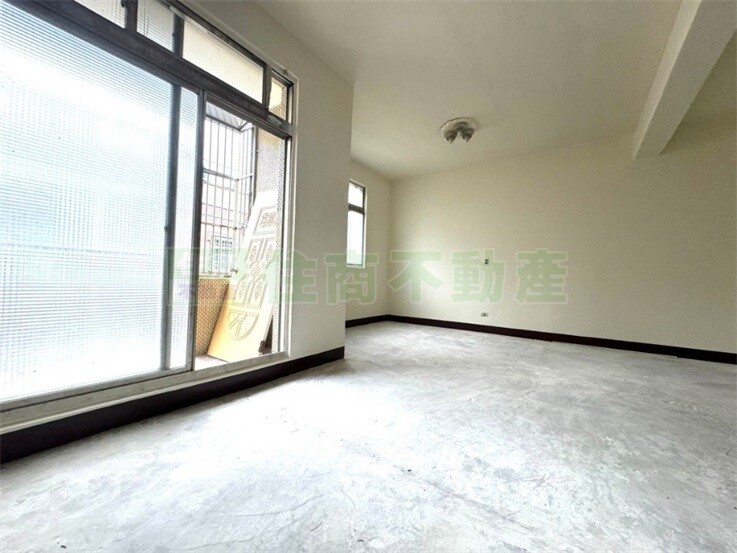 新屋8米活巷Diy透天