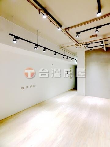 樂屋_亞昕森中央待售房屋 亞昕森中央待售房屋
