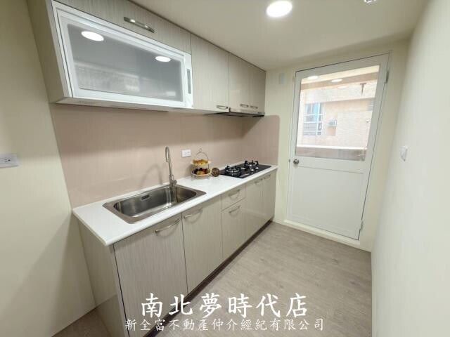 樂屋_台南市永康區熱帶嶼大廈待售房屋 台南市永康區熱帶嶼大廈待售房屋