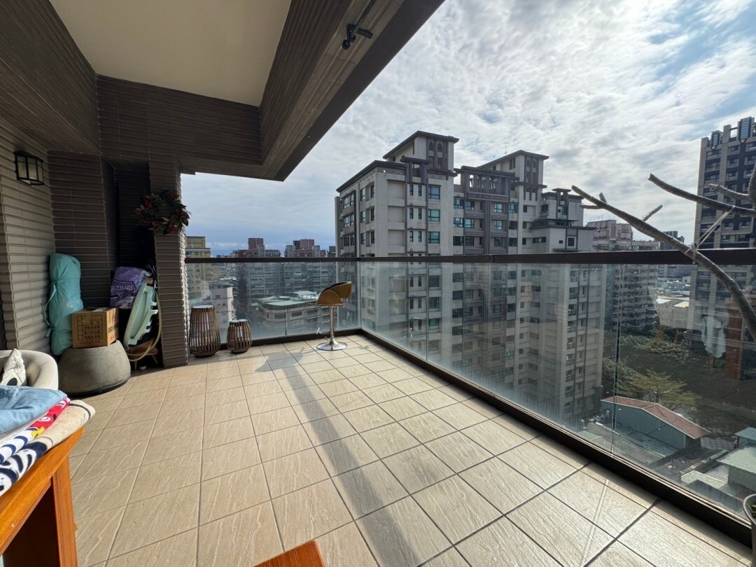 新北市三重區和峰待售房屋