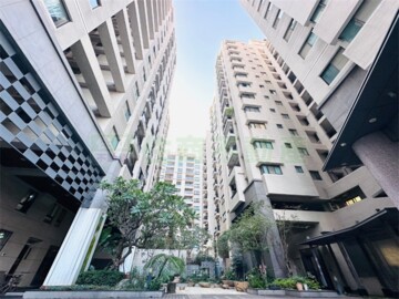 樂屋_皇龍站前CASA待售房屋 皇龍站前CASA待售房屋