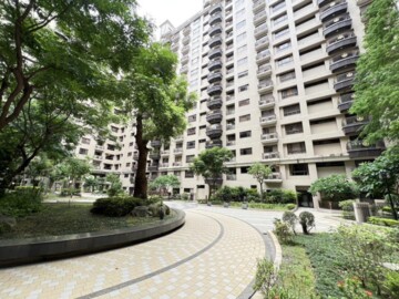 紐約大時代待售房屋