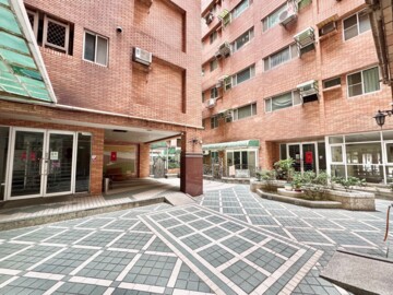 青春物語待售房屋