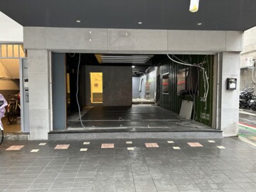 ❤️六張犁捷運邊間店面❤️ - Image 1
