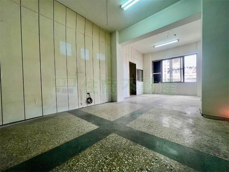 樂屋_高雄市三民區鼎山高大百貨大樓待售房屋 高雄市三民區鼎山高大百貨大樓待售房屋