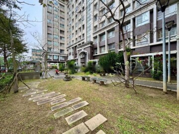 東陞哈佛待售房屋