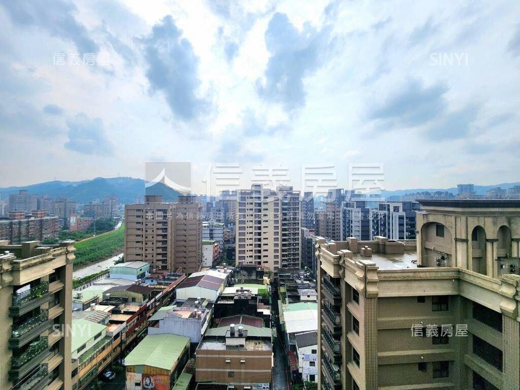 新北市三峽區京河待售房屋