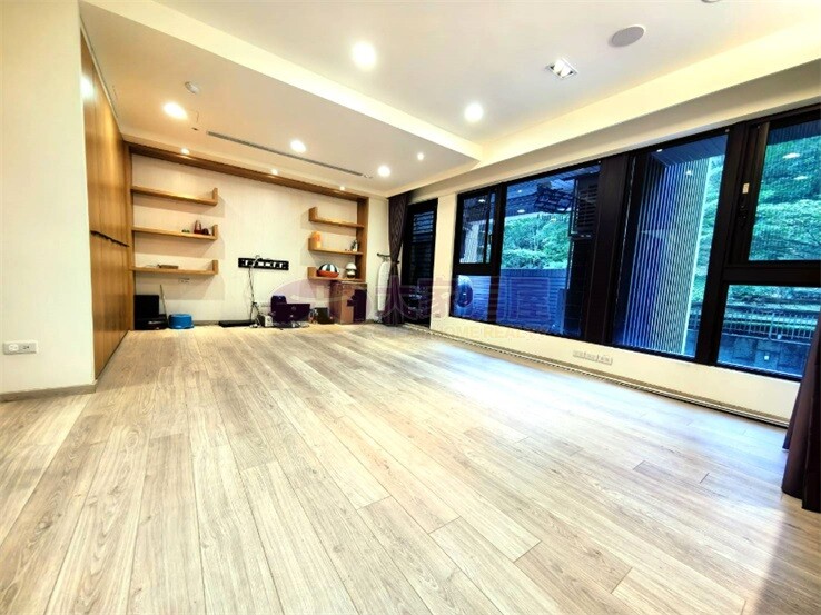 樂屋_新北市新店區國賓山莊待售房屋 新北市新店區國賓山莊待售房屋
