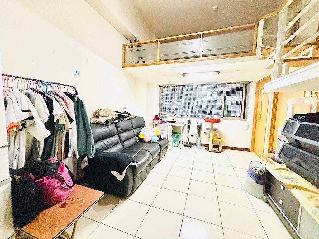 新北市五股區新加坡花園城堡/阿亮的家待售房屋