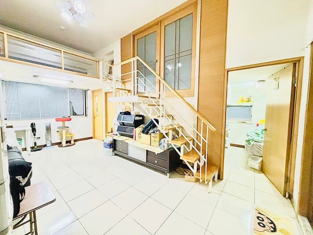新北市五股區新加坡花園城堡/阿亮的家待售房屋