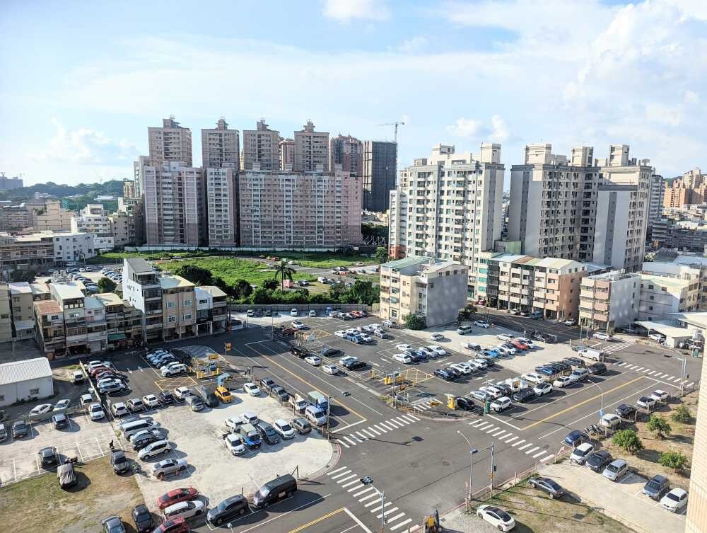 樂屋_高雄市左營區遠見麗景待售房屋 高雄市左營區遠見麗景待售房屋