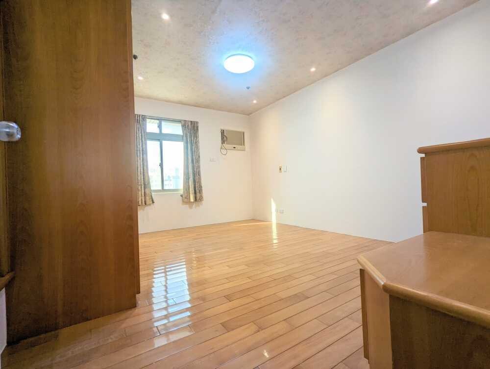 樂屋_高雄市左營區遠見麗景待售房屋 高雄市左營區遠見麗景待售房屋
