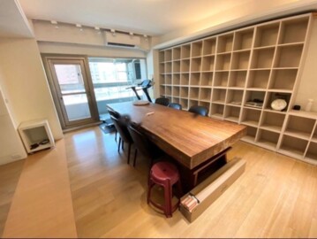 皇家廣場待售房屋