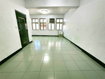 師大分部搶手優質住辦兩用低樓層 - Image 1