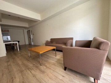 現代名門待售房屋