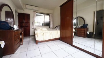 匯豐財經廣場待售房屋