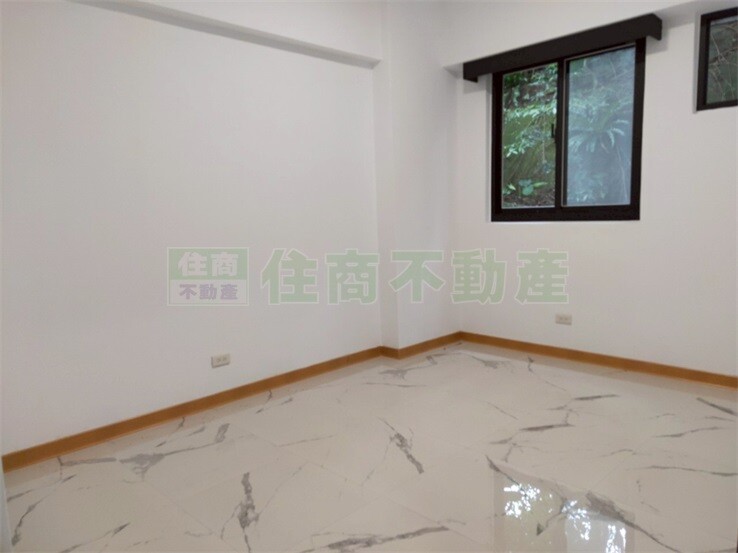 新北市汐止區伯爵七代(仁愛特區)待售房屋
