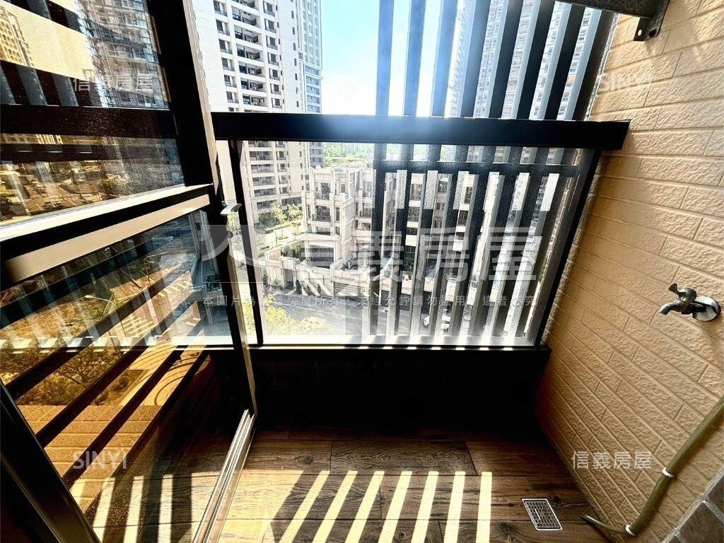 樂屋_高雄市仁武區幸湖灣待售房屋 高雄市仁武區幸湖灣待售房屋
