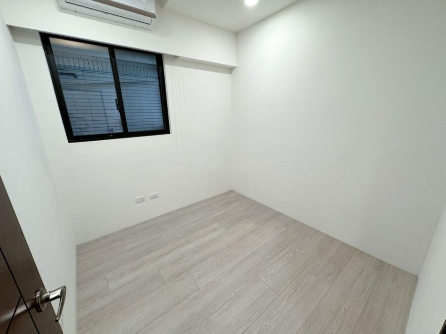 高雄市小港區永信博萃待售房屋