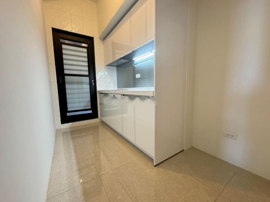 樂屋_高雄市左營區太普美術海待售房屋 高雄市左營區太普美術海待售房屋