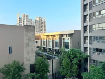 誠將東山路一段140巷81弄透天待售房屋