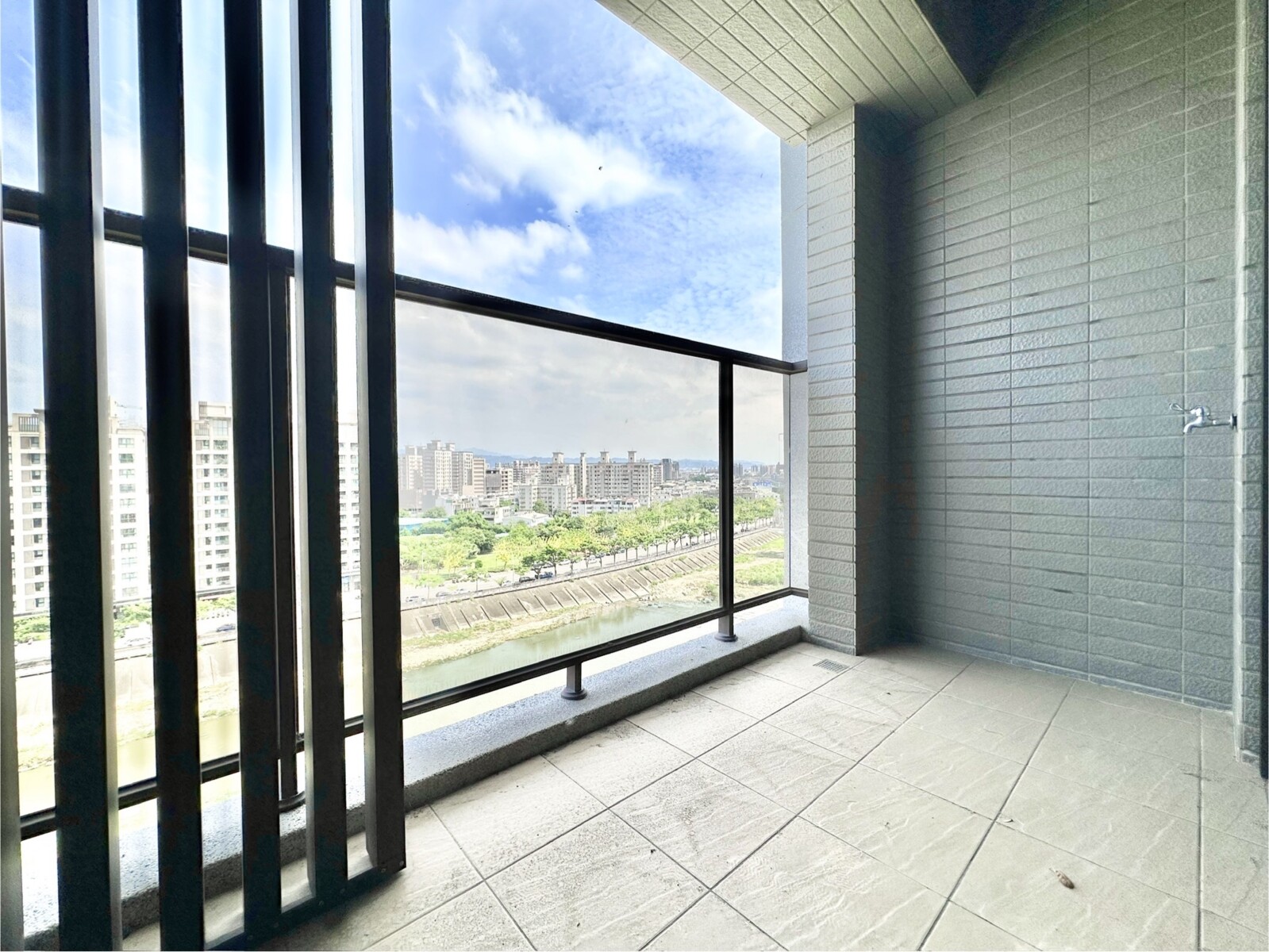樂屋_台中市太平區四季水悅待售房屋 台中市太平區四季水悅待售房屋