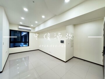可租補/含車～江翠站北側E區全新裝潢邊間3房車 - Image 1