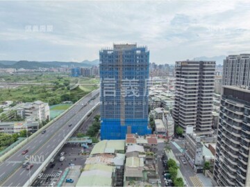 鳳凰花園待售房屋