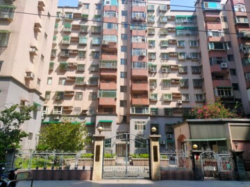 左岸花園待售房屋