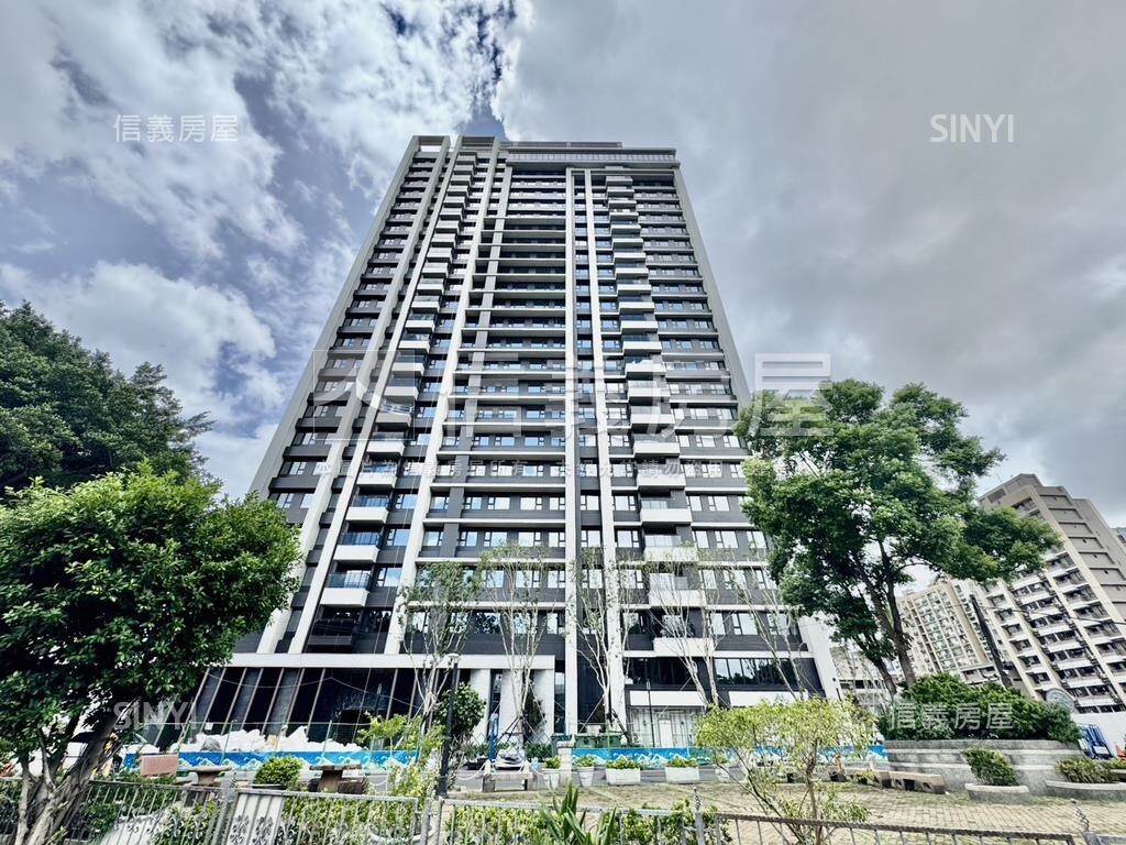 新美齊大陸工程高樓面樹景