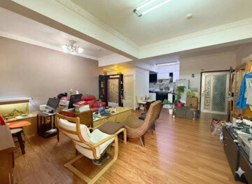 大帥登基待售房屋