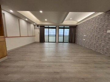 樂屋_玄泰富帝(全興區)待售房屋 玄泰富帝(全興區)待售房屋