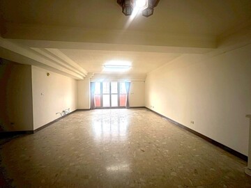 國家大亨超優質高樓層五房平車-可租補 - Image 1