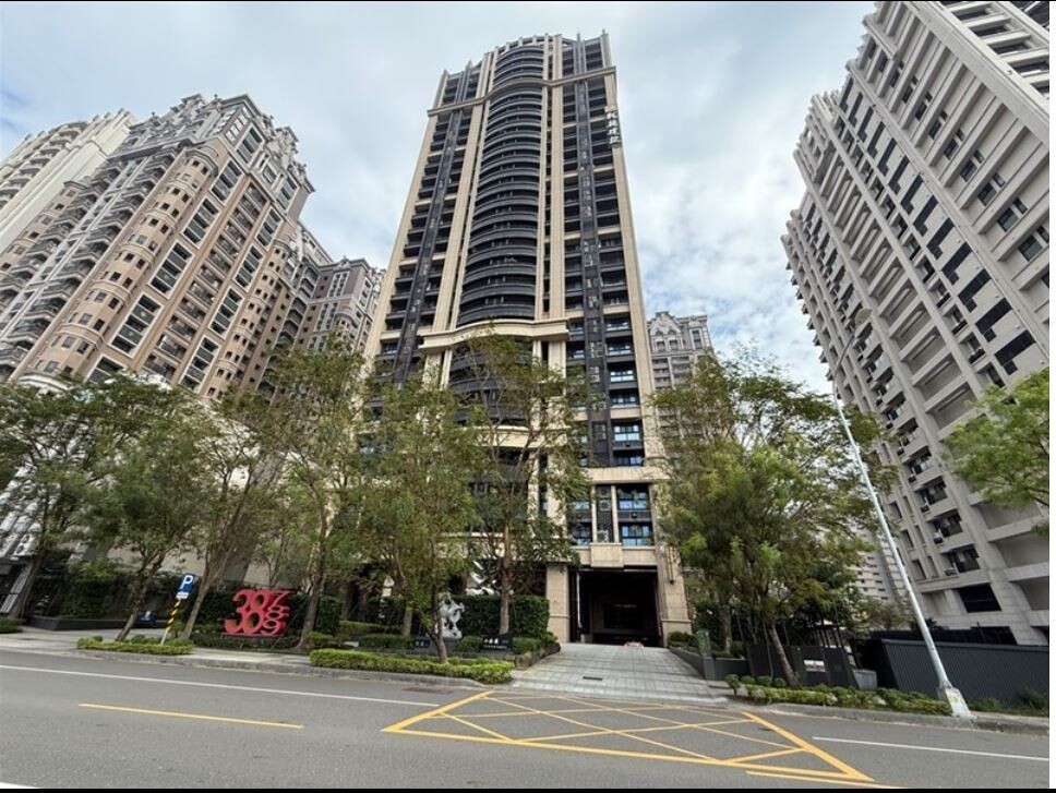 樂屋_高雄市鼓山區鑫首璽/山海匯待售房屋 高雄市鼓山區鑫首璽/山海匯待售房屋