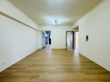 辰廷雷中街透天待售房屋