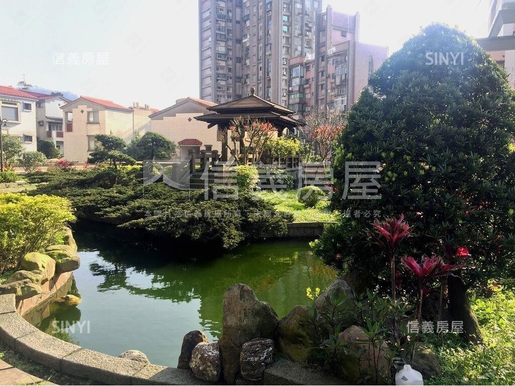 新北市汐止區白雲山莊待售房屋